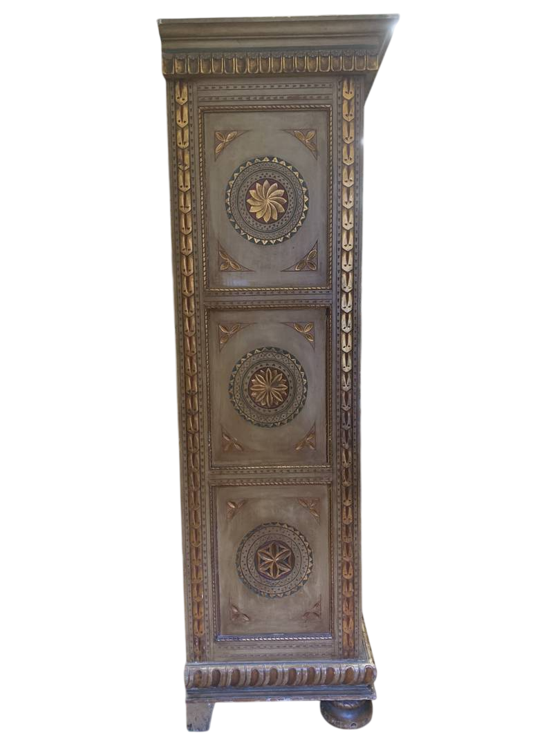 Antico armadio a due ante legno intagliato e laccato finiture dorate fine 800 - immagine 5