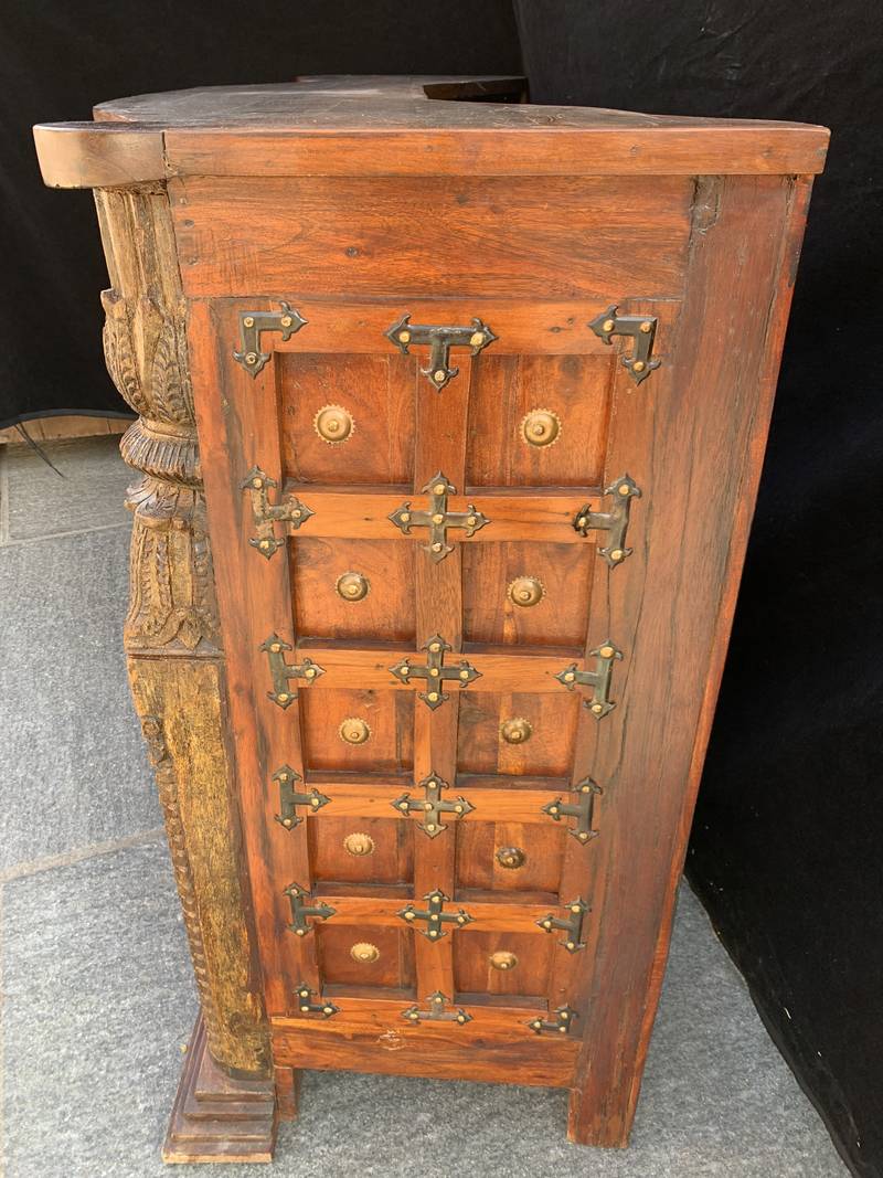 Bancone indiano  mobile bar in legno intagliato con colonne anni 50 - immagine 9