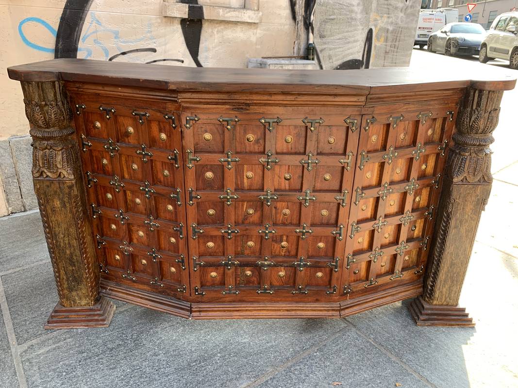Bancone indiano  mobile bar in legno intagliato con colonne anni 50 - immagine 10